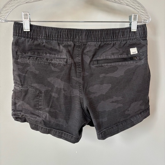 Vuori Camo Ripstop Shorts Size S - Picture 8 of 9